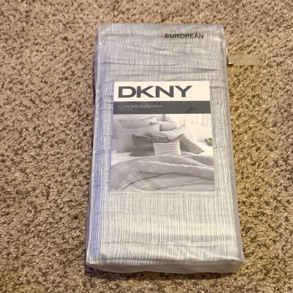 NIB DKNY European Sham in Soft Gray